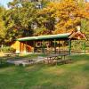 Отель Arrowhead Camping Resort Deluxe Cabin 4, фото 5