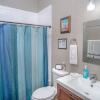 Отель Southtown Classic 3BR/2BA mins from Downtown, фото 11