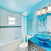 Отель New Listing! Updated Downtown W/ Private Pool 2 Bedroom Home, фото 9