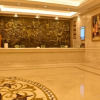 Отель Vienna International Hotel (Shenzhen Longhua Qiankeng Metro Station), фото 2