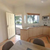 Отель Lakeview Apartments, фото 4
