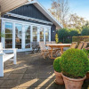Отель Six-Bedroom Holiday home in Ebeltoft, фото 10