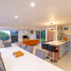 Отель The Kingfisher House - Oneroa, фото 12