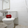 Отель RedDoorz Plus near Adisucipto Airport 2, фото 9