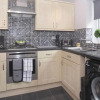 Отель Inviting 2-bed House in York, фото 9