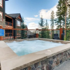 Отель Luxury 1 Bedroom Ski in, Ski Out Mountain Vacation Rental Just Steps from the Snowflake Ski Lift in , фото 7
