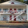 Отель Bay Inn of Petoskey, фото 1