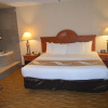 Отель Quality Inn & Suites, фото 8