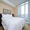 Отель Toronto Suite Rentals - Maple Leaf Sq, фото 27