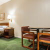 Отель Econo Lodge Inn & Suites Granite City, фото 10