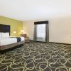 Отель La Quinta Inn & Suites by Wyndham Tyler - University Area, фото 37