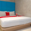 Отель RedDoorz Premium @ The Batik Hotel Moh. Toha, фото 4