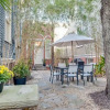 Отель Elegant 2BR on Forsyth Park, фото 15