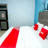 Отель Pulau Laut Guest House by OYO Rooms, фото 3