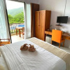 Отель The Happinezz Hills Hotel Karimunjawa, фото 42