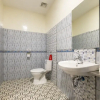Отель RedDoorz Plus near Ronggowarsito Museum Semarang, фото 9