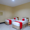 Отель RedDoorz @ G Hotel Luwuk, фото 23