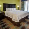 Отель Hampton Inn & Suites Clarksville, фото 18