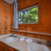 Отель Buxton Cottage 3 Bedroom House, фото 7