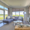 Отель Comfortable Chalet With Combi Microwave, Near Rockanje, фото 14