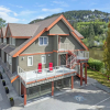 Отель Squamish Adventure Inn & Hostel, фото 16