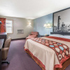 Отель Motel 6 Litchfield, IL, фото 24