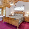 Отель Misty View 2 Bedroom Home with Hot Tub, фото 5