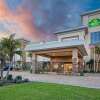 Отель La Quinta Inn & Suites by Wyndham Corpus Christi - Portland в Портланде