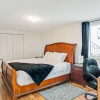 Отель Multilevel Waterfront Suite With Boat Moorage, фото 5