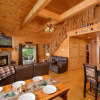 Отель Bearfoot Bungalow by Escape to Blue Ridge, фото 5