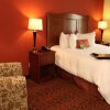 Отель Hampton Inn & Suites Bastrop, фото 5