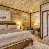 Отель Er29 - Pop's Perch 2 Bedroom Cabin by RedAwning, фото 17