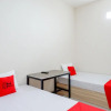Отель RedDoorz near Pacific Mall Tegal 2, фото 25
