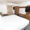 Отель Holiday Inn Express Hollywood Walk of Fame, фото 23