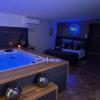 Отель Chambre d h¿tes ind¿ndante Jacuzzi Cave Bar SUITE 785, фото 12