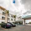 Отель Quality Suites San Diego Otay Mesa в Сан-Диего