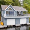 Отель Wildflower Cottage A Fantastic boat access family cottage with a spectacular 500' of waterfront!, фото 16