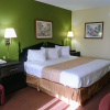 Отель Travelodge By Wyndham Knoxville East, фото 6