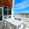 Отель Ten35 Seaside: South Water View - Residence 502, фото 8