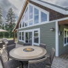 Отель Peterson Acres 3 Bedroom Home by NW Comfy Cabins by RedAwning, фото 17