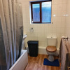 Отель Spacious 1-bed Apartment in Croydon-free Parking, фото 14