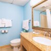 Отель Coratel Inn & Suites Wichita East, фото 7