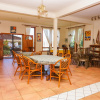 Отель Lynn's Getaway Hotel, фото 6