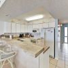 Отель Stylish Beachfront Getaway W/ 2 Pools & Lazy River 3 Bedroom Condo, фото 13