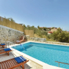 Отель Amazing Home in Podstrana With Wifi and 3 Bedrooms, фото 15