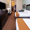 Отель Holiday Inn Express Hotel & Suites Victoria, an IHG Hotel, фото 3
