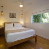 Отель Maggies Beachfront Apt. 7, фото 6