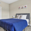 Отель FRONTDESK Calais Midtown Apts Houston, фото 32