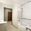 Отель Holiday Inn Express & Suites Salisbury, an IHG Hotel, фото 8