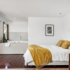 Отель Your Luxury Escape - Cedar View, фото 3